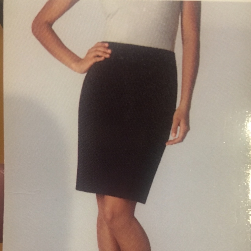 SALE NWOT Ellen Tracy knit pencil skirt